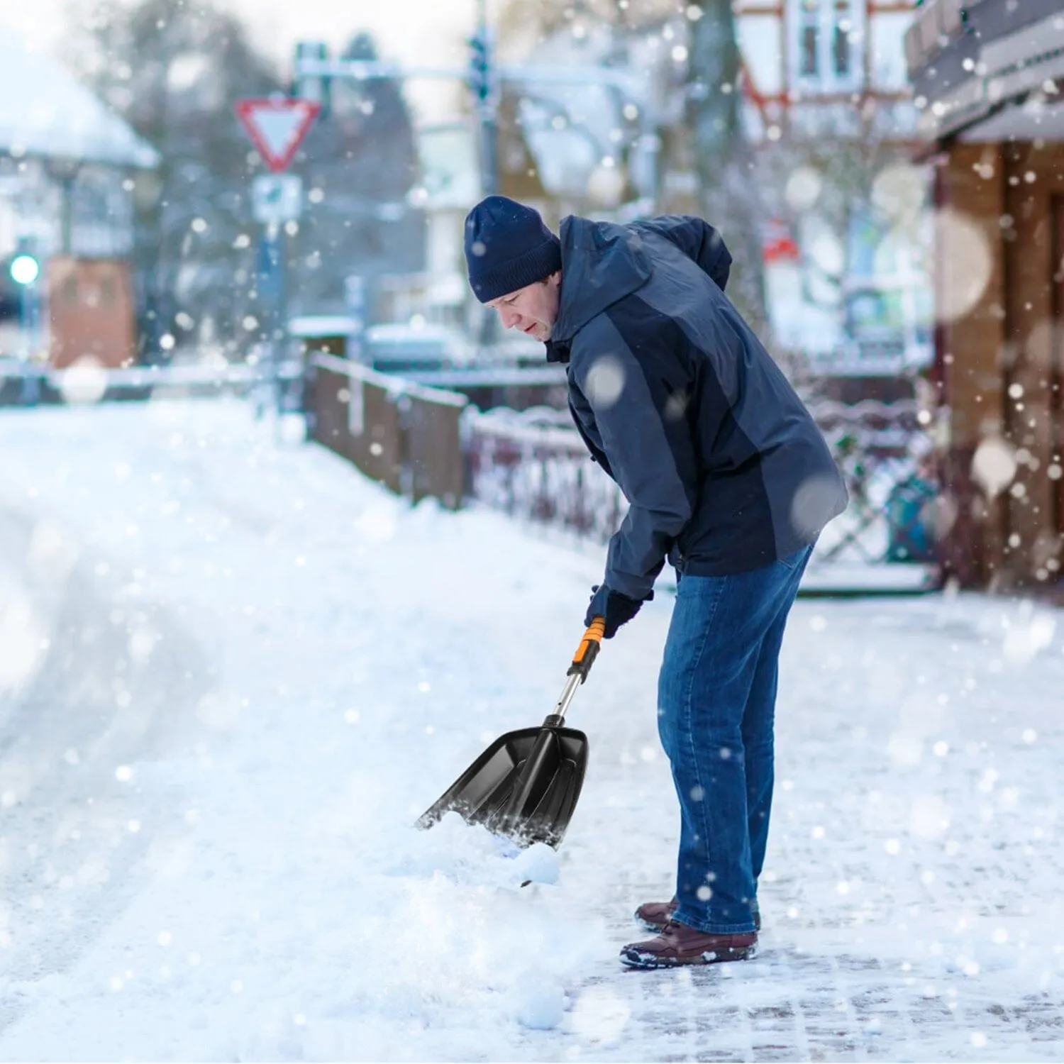 5-in-1 Detachable 180° Adjustable Ice Scraper Snow Shovel