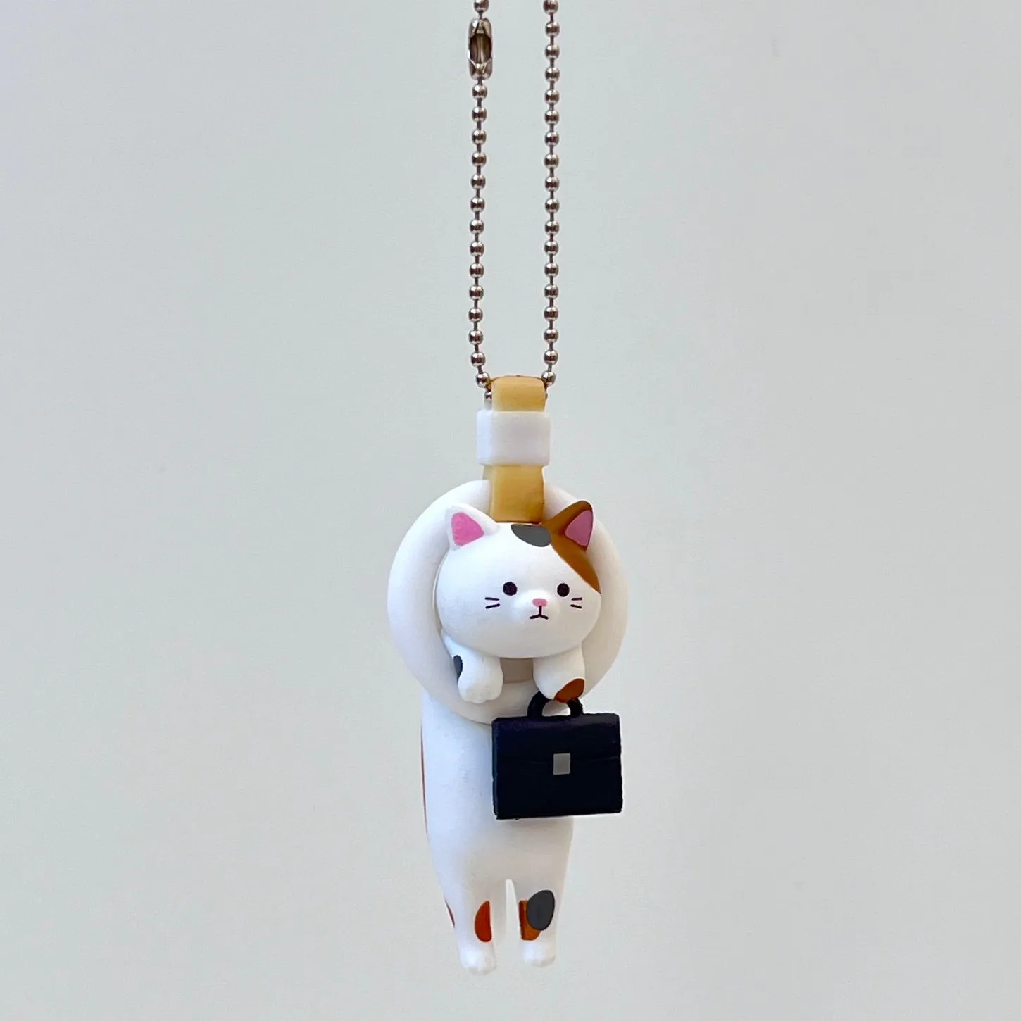 70335 Commuter Cats Figurine Capsule-6