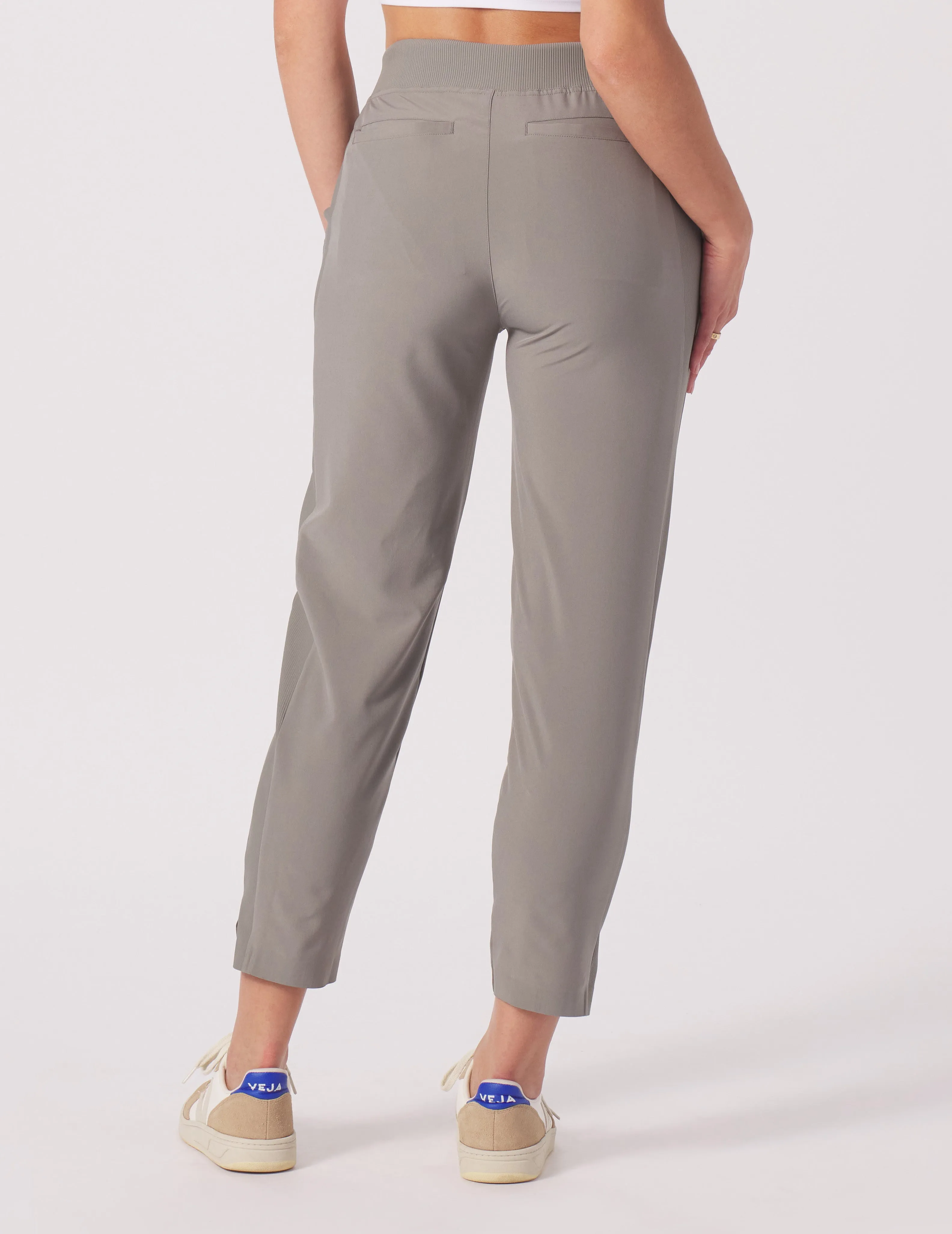 Balanced Life 7/8 Trouser: Silver Fog