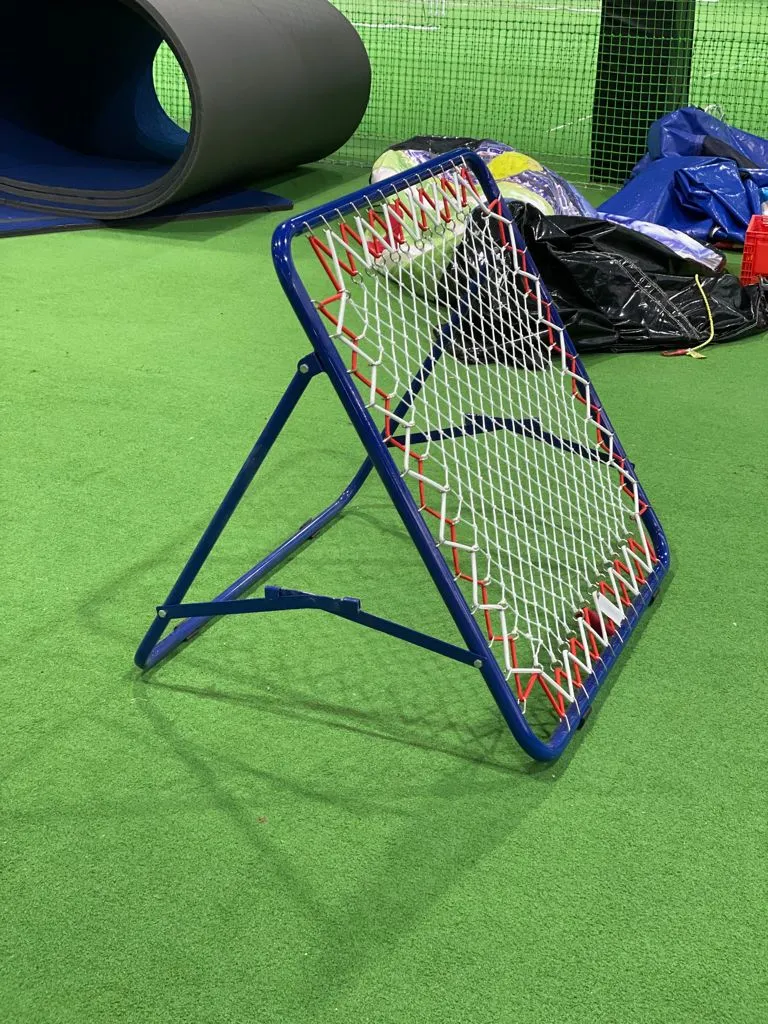 Catch Training Rebounder