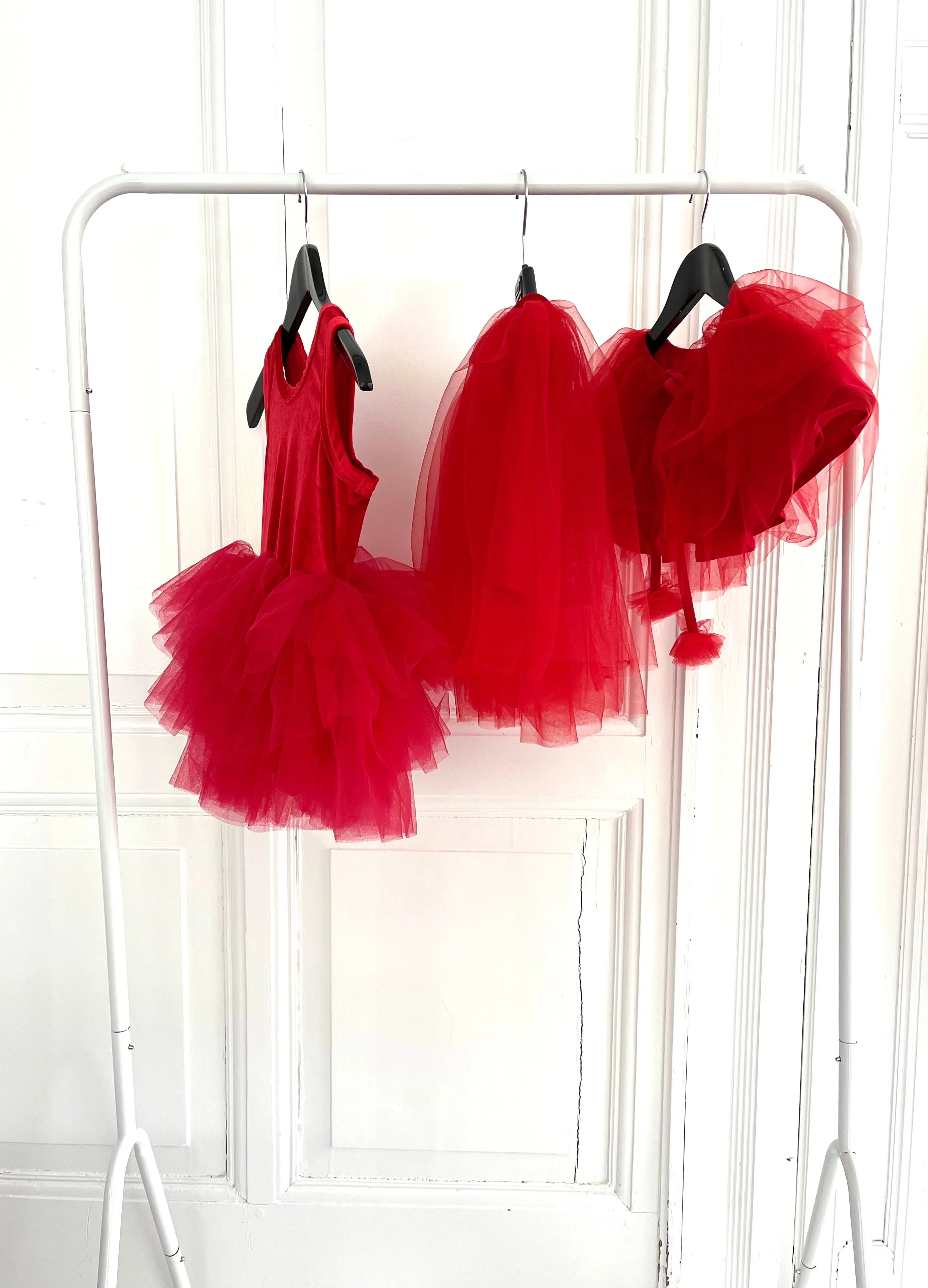 DOLLY CLASSIC TUTU WITH VELVET WAIST red