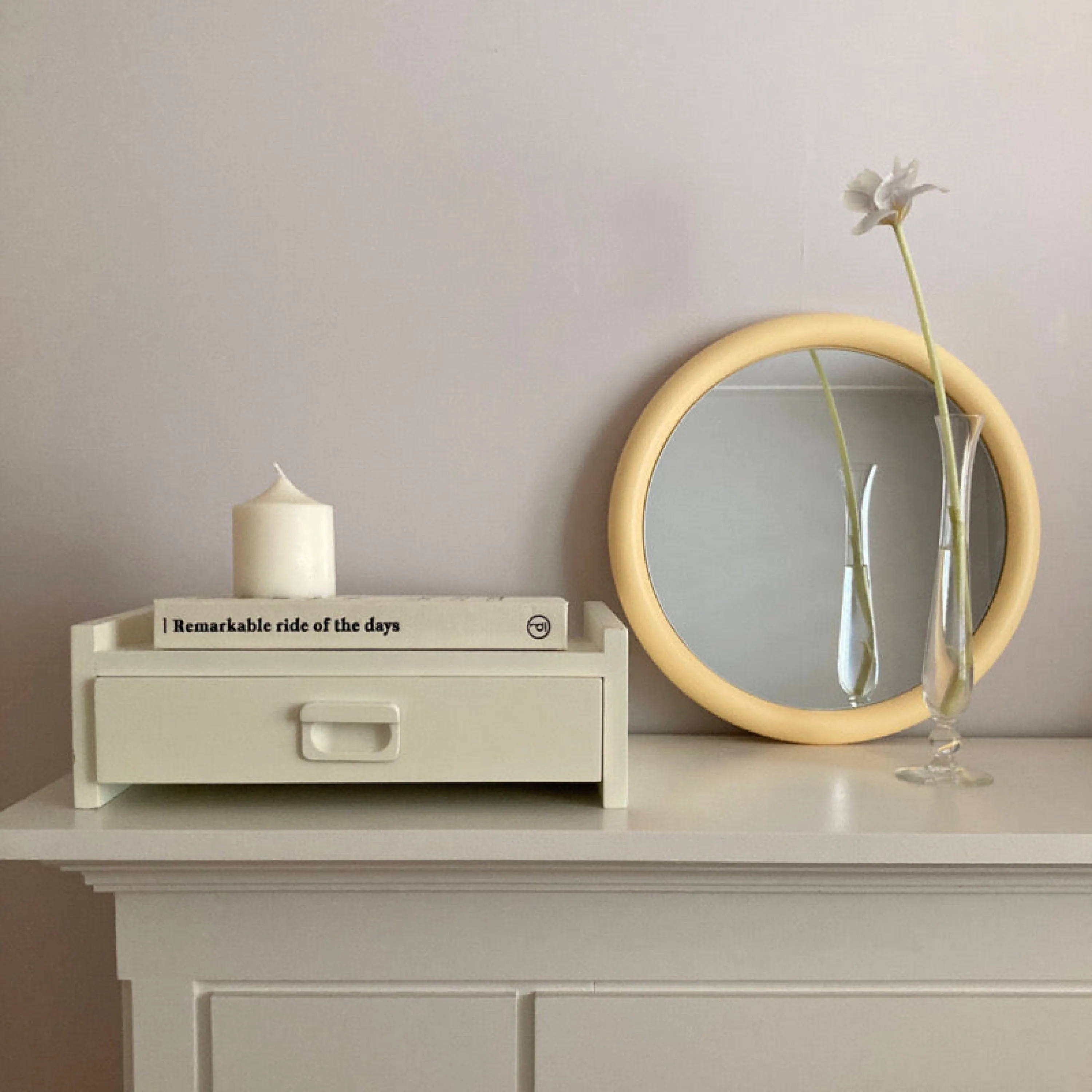 Wooden Circle Mirror / White